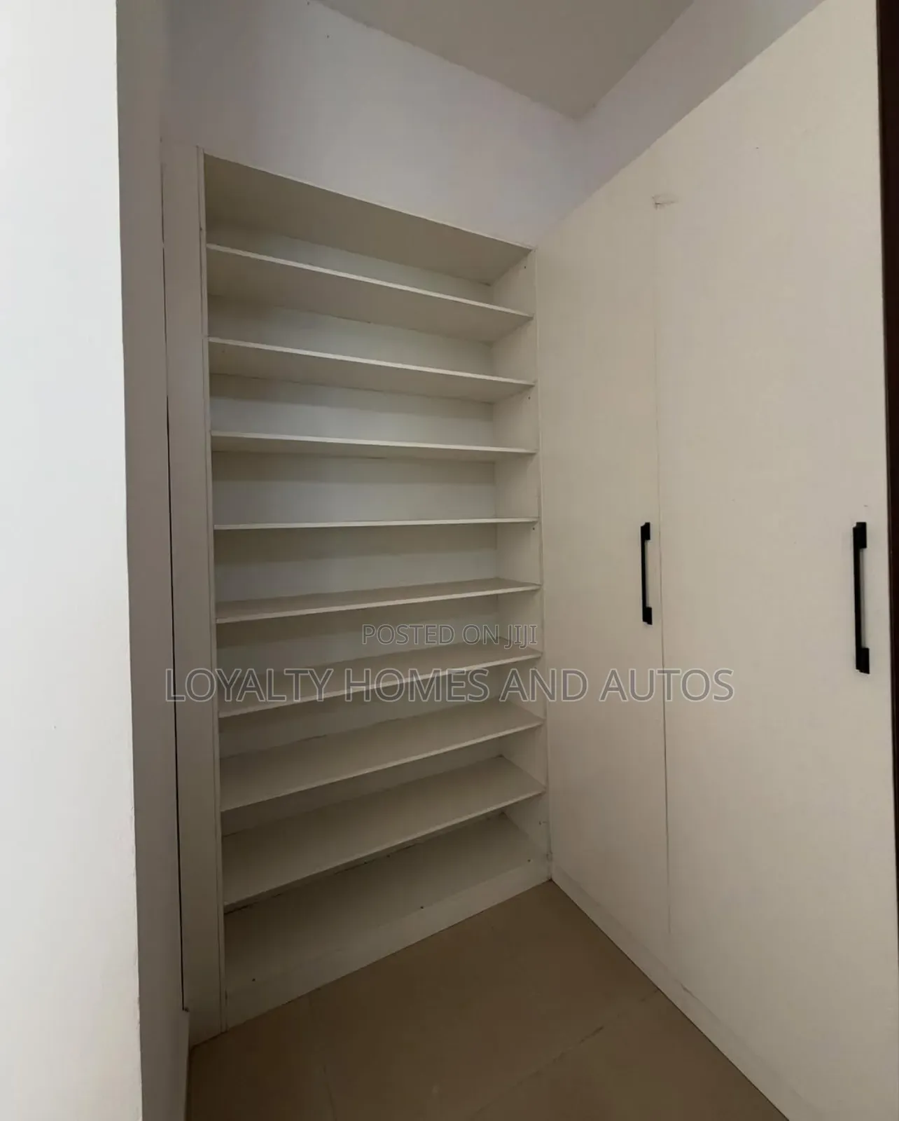 4bdrm Duplex in Adeniyi Jones for sale in Adeniyi Jones