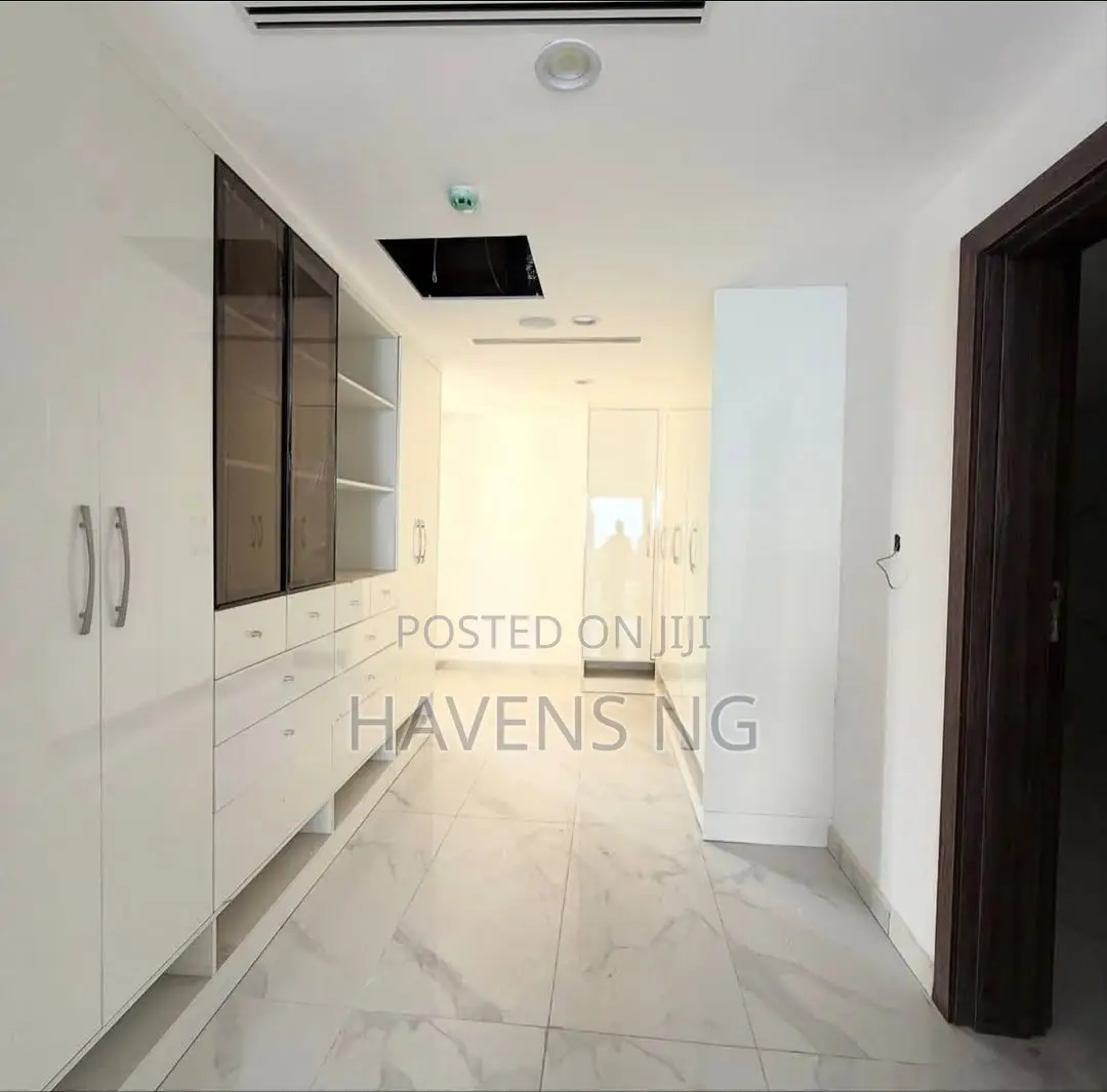 6bdrm Villa in Guzape District for sale in Guzape District