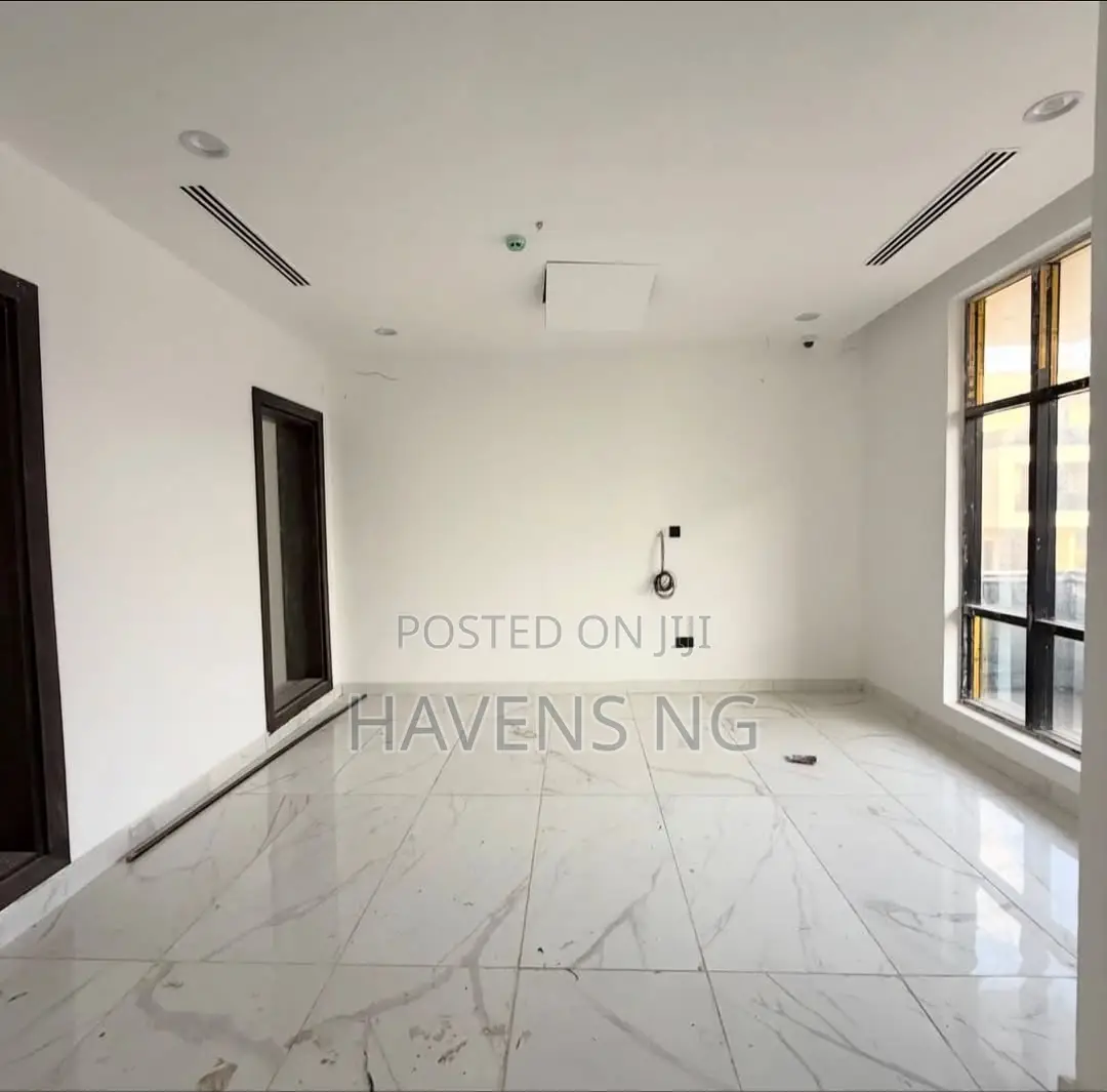 6bdrm Villa in Guzape District for sale in Guzape District