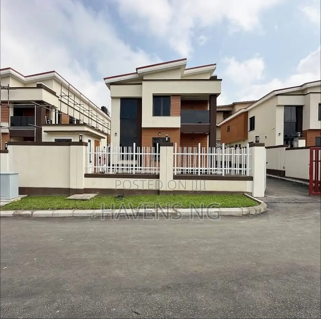 4bdrm Duplex in Life Camp for sale in Life Camp