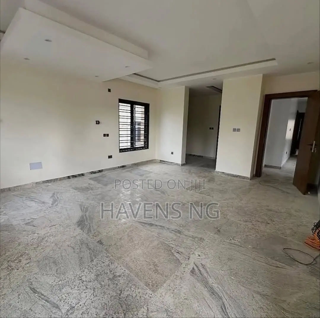 4bdrm Duplex in Life Camp for sale in Life Camp
