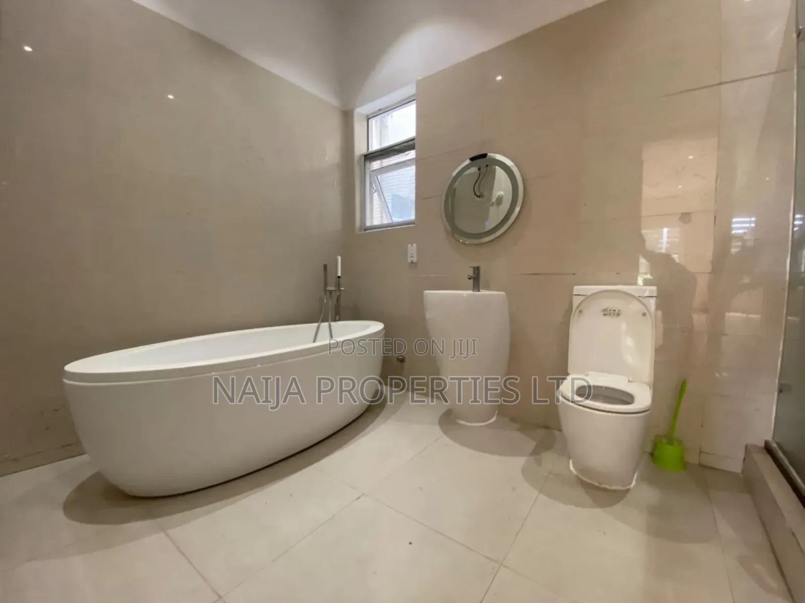 3bdrm Apartment in Banana Island, Ikoyi for rent in Ikoyi