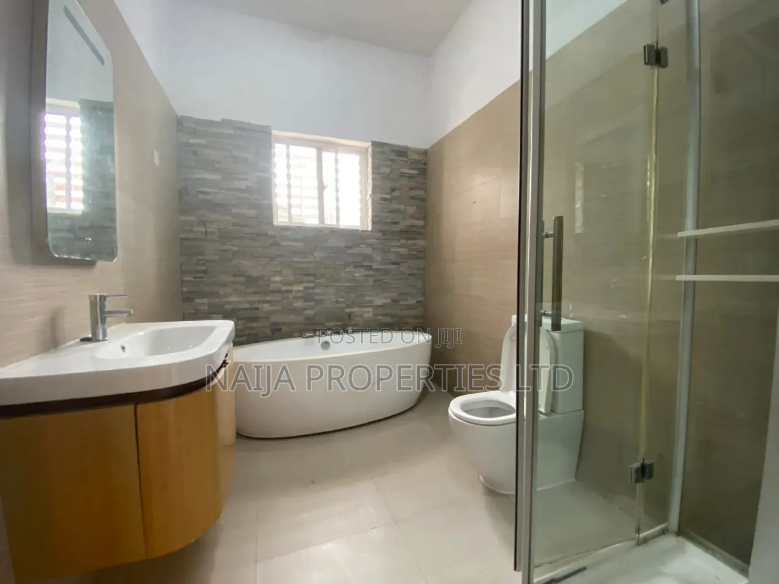 3bdrm Apartment in Banana Island, Ikoyi for rent in Ikoyi