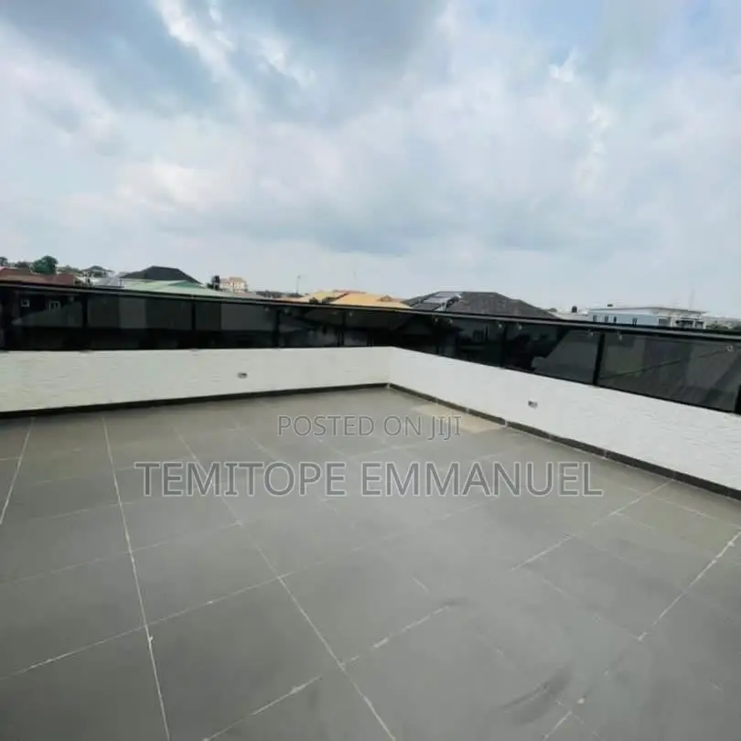 Furnished 4bdrm Duplex in Gbagada for sale in Gbagada