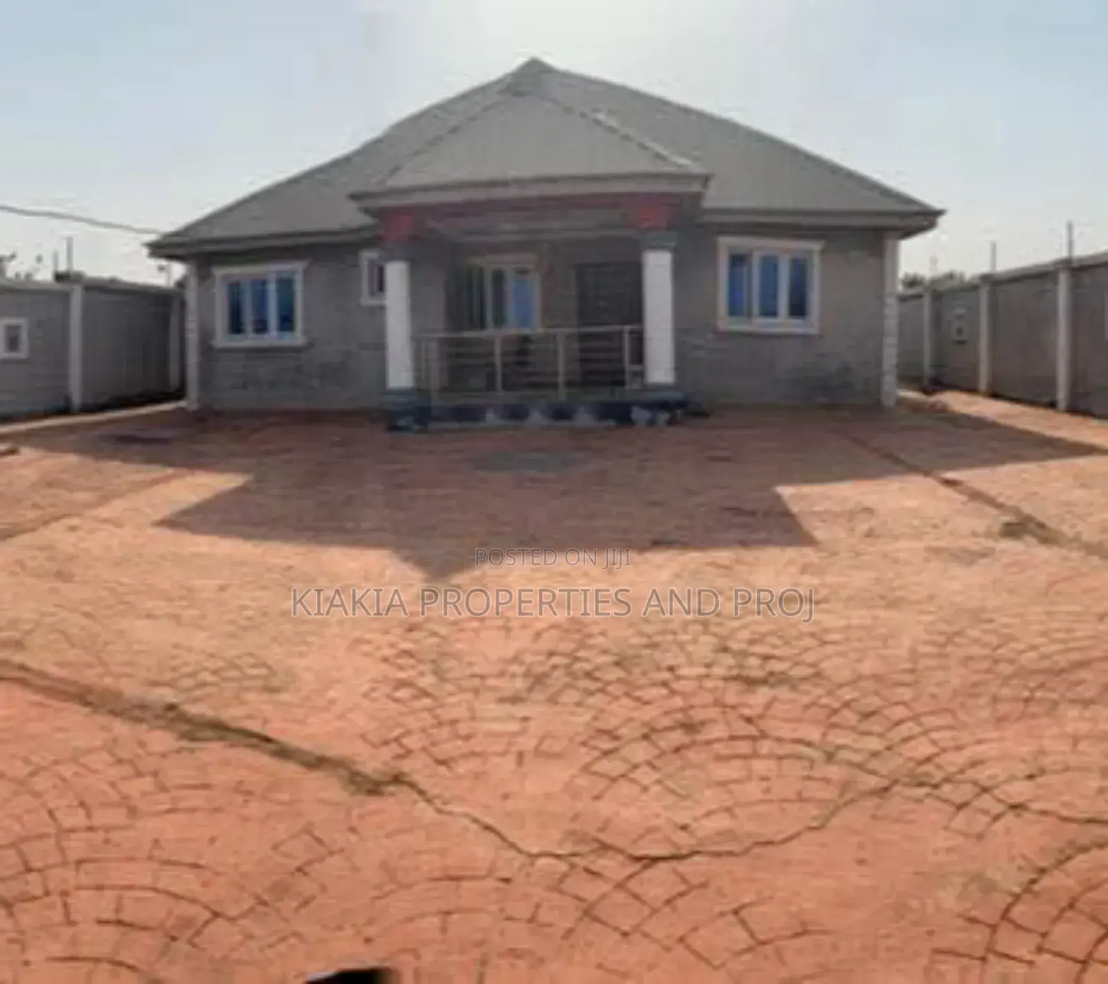 4bdrm Bungalow in Adeleye Estate, Iwo Road for sale in Iwo Road