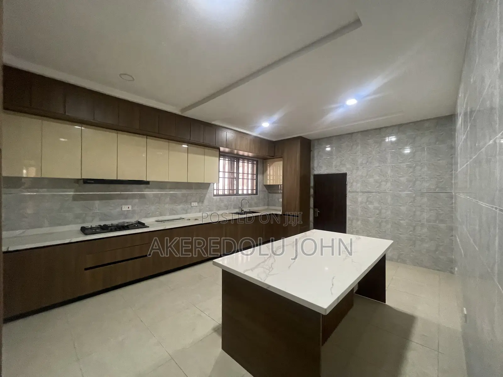 5bdrm Duplex in Wuye for sale in Wuye