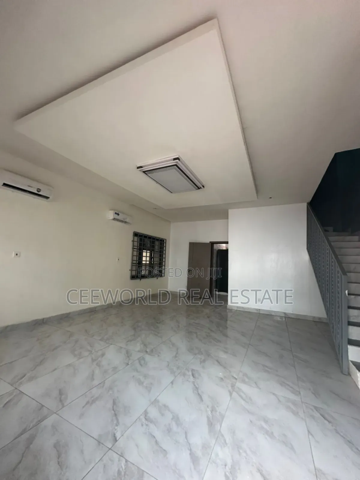 4bdrm Duplex in Alalubosa Gra for sale in Alalubosa