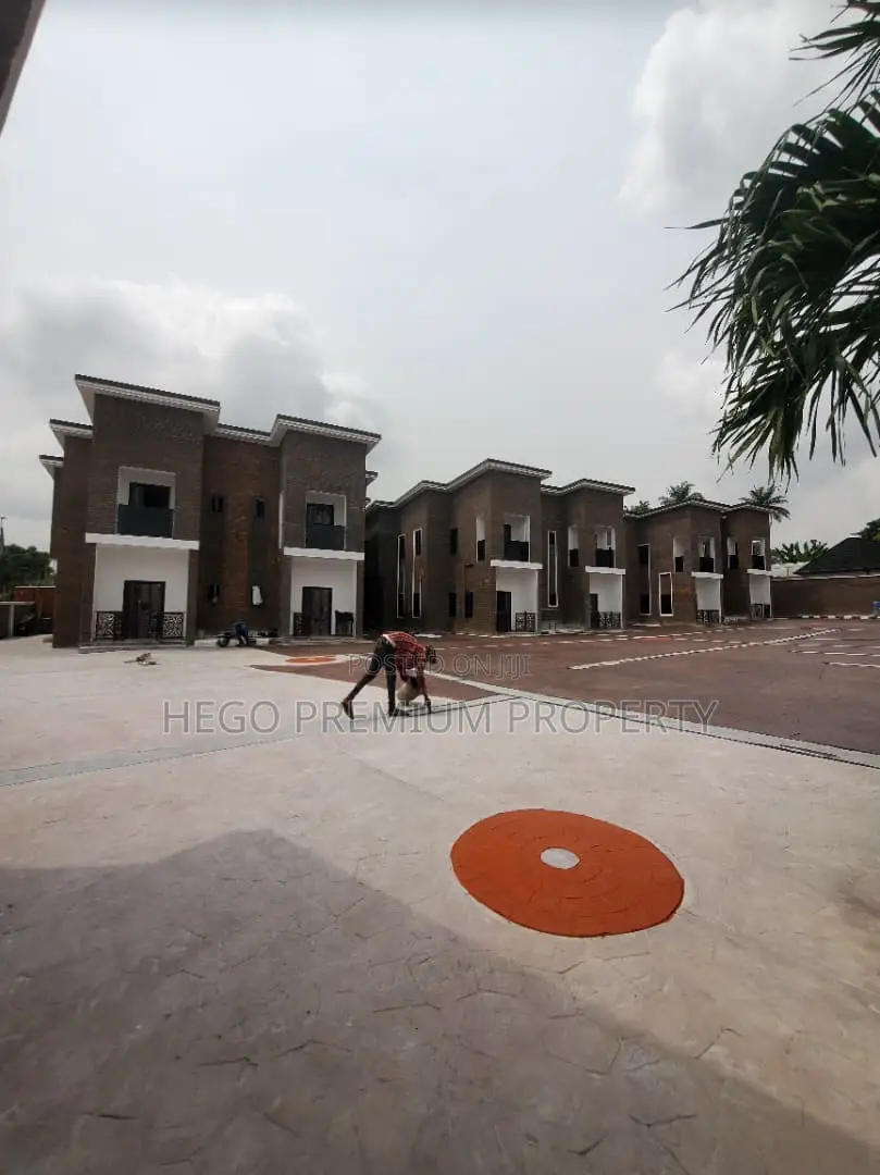 4bdrm Duplex in Government Residents, Old GRA for rent in Old GRA