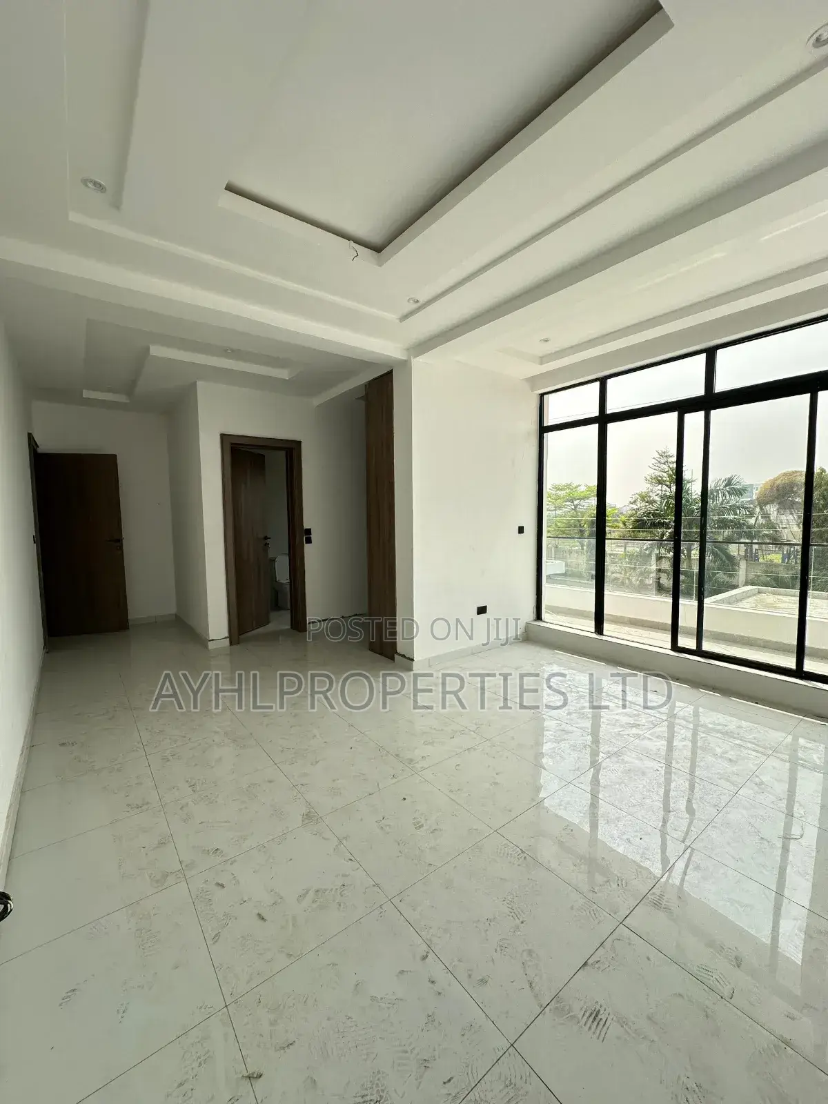 Luxury 4 Bedroom Duplex in Lekki Expressway