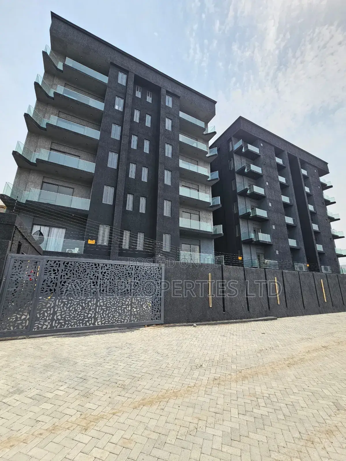 2bdrm Apartment in Lekki Ikate for sale in Ikate