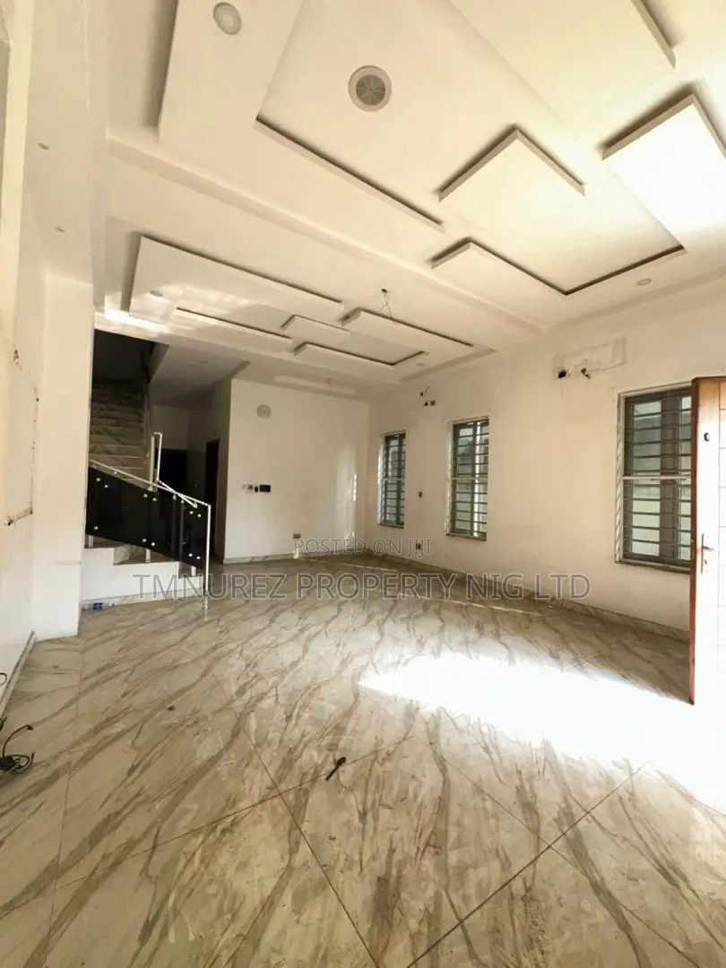 4bdrm Duplex in Chevron, Lekki for rent in Lekki