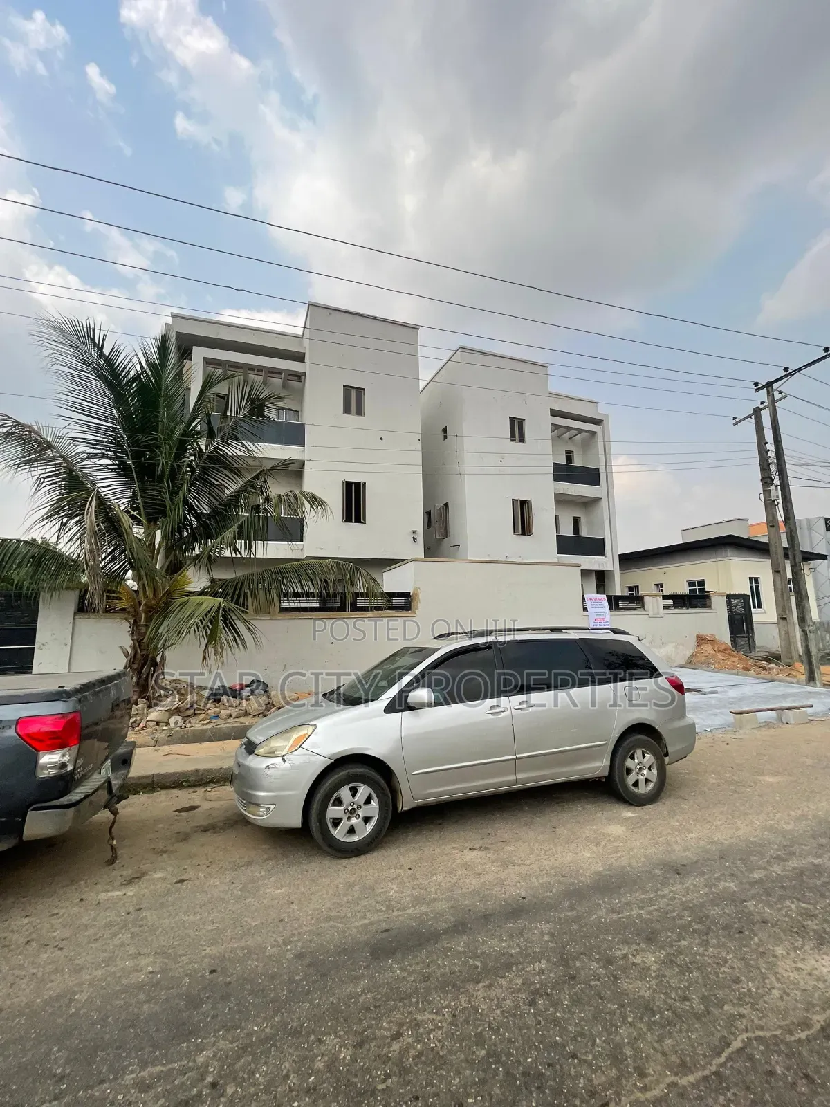 5bdrm Duplex in Magodo Gra Phase 2 for sale in GRA Phase 2 Shangisha