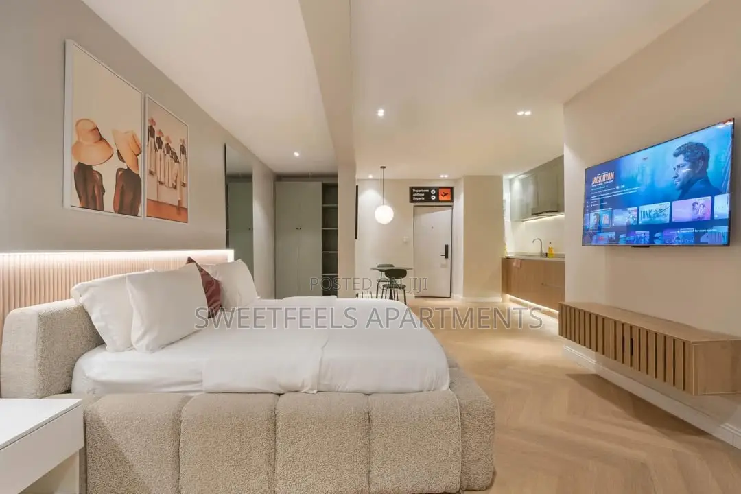 Luxury and Spacious 2 Bedroom Apartment With Pool and Elevators in Lekki Phase 1