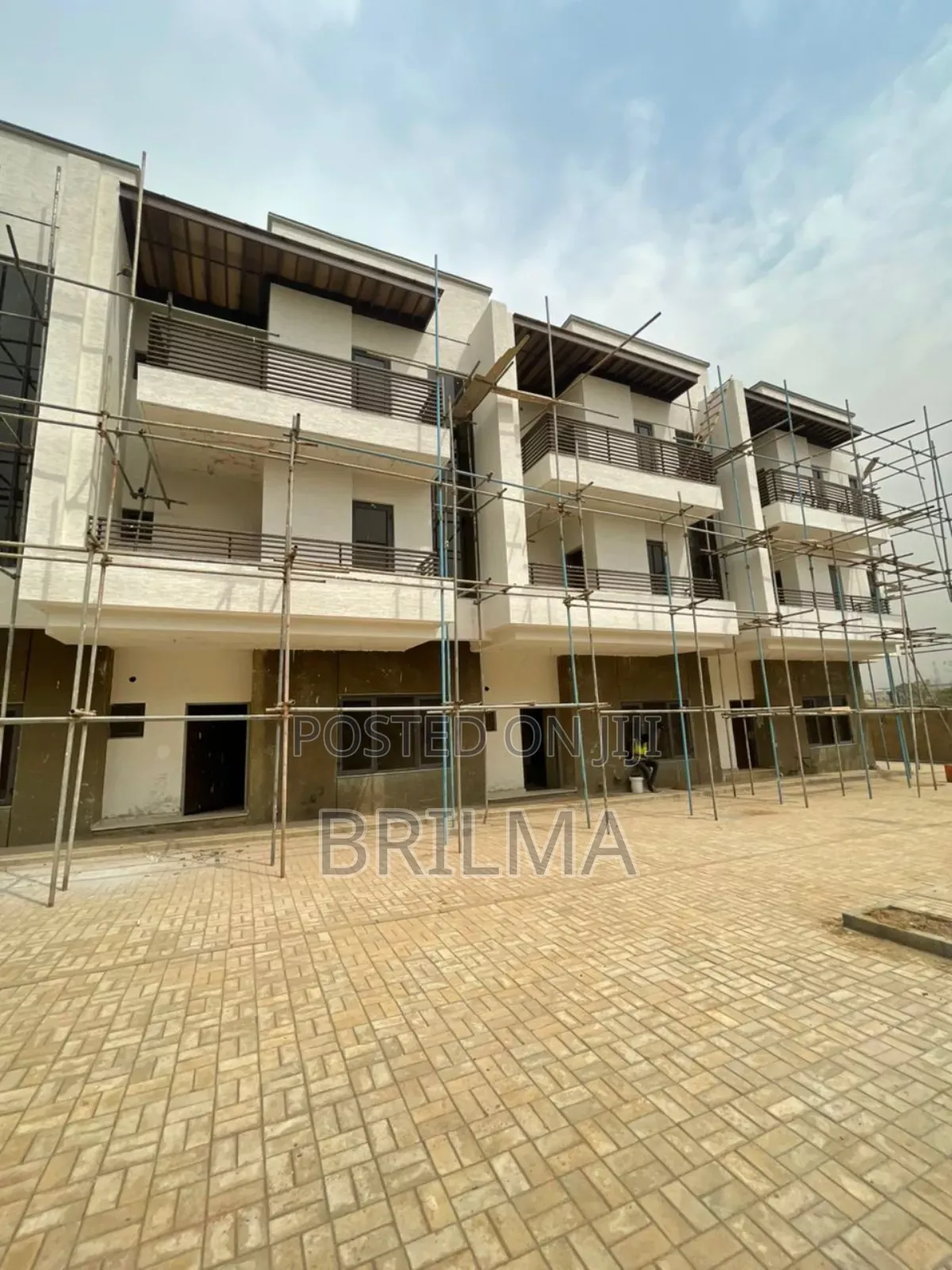 4bdrm Duplex in Mabushi for sale in Mabushi