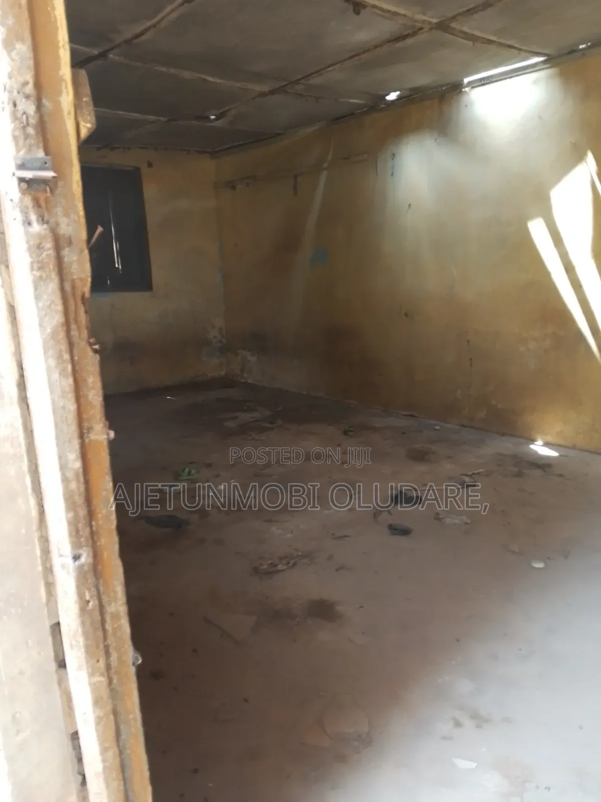 12bdrm Block of Flats in Similoluwa Off for sale in Ado Ekiti