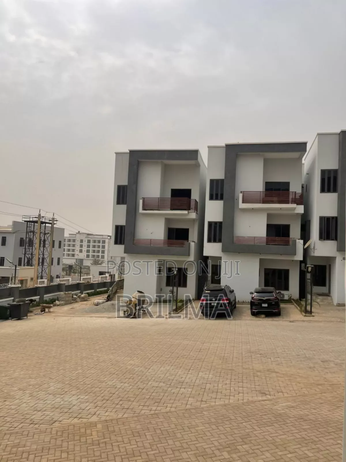 4bdrm Duplex in Mabushi for sale in Mabushi