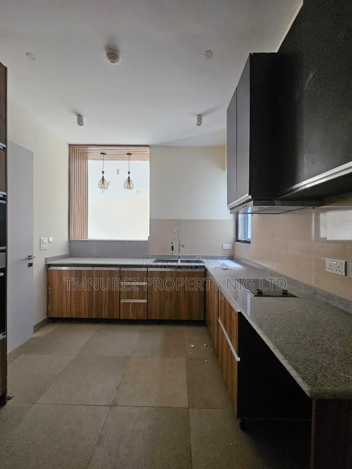 2bdrm Apartment in Lekki Phase1 for sale in Lekki Phase 1