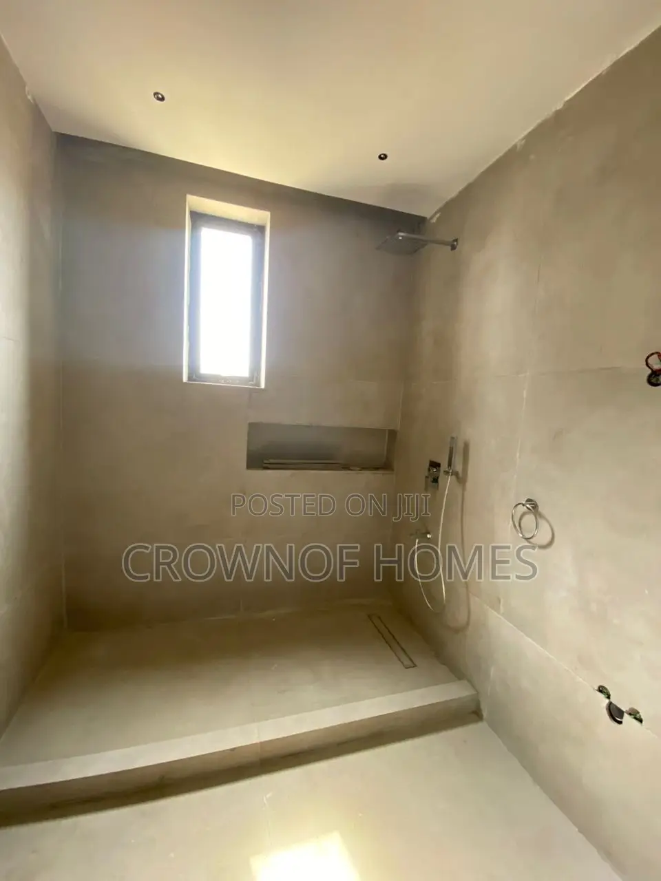 6bdrm Duplex in Lekki Phase 1 for sale in Lekki Phase 1