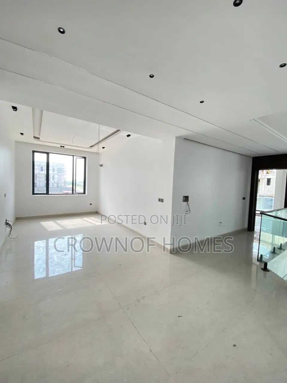 6bdrm Duplex in Lekki Phase 1 for sale in Lekki Phase 1