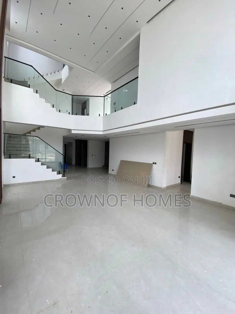6bdrm Duplex in Lekki Phase 1 for sale in Lekki Phase 1
