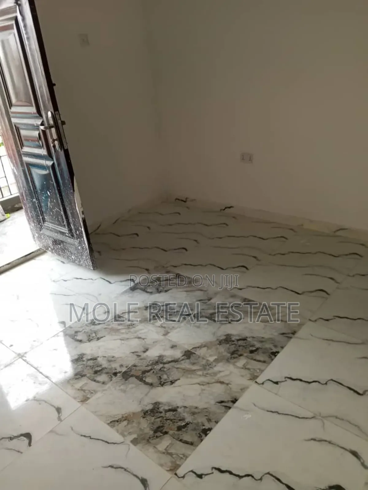 Furnished 3bdrm Block of Flats in Ijedodo , Ikotun, Ojo for rent in Ojo