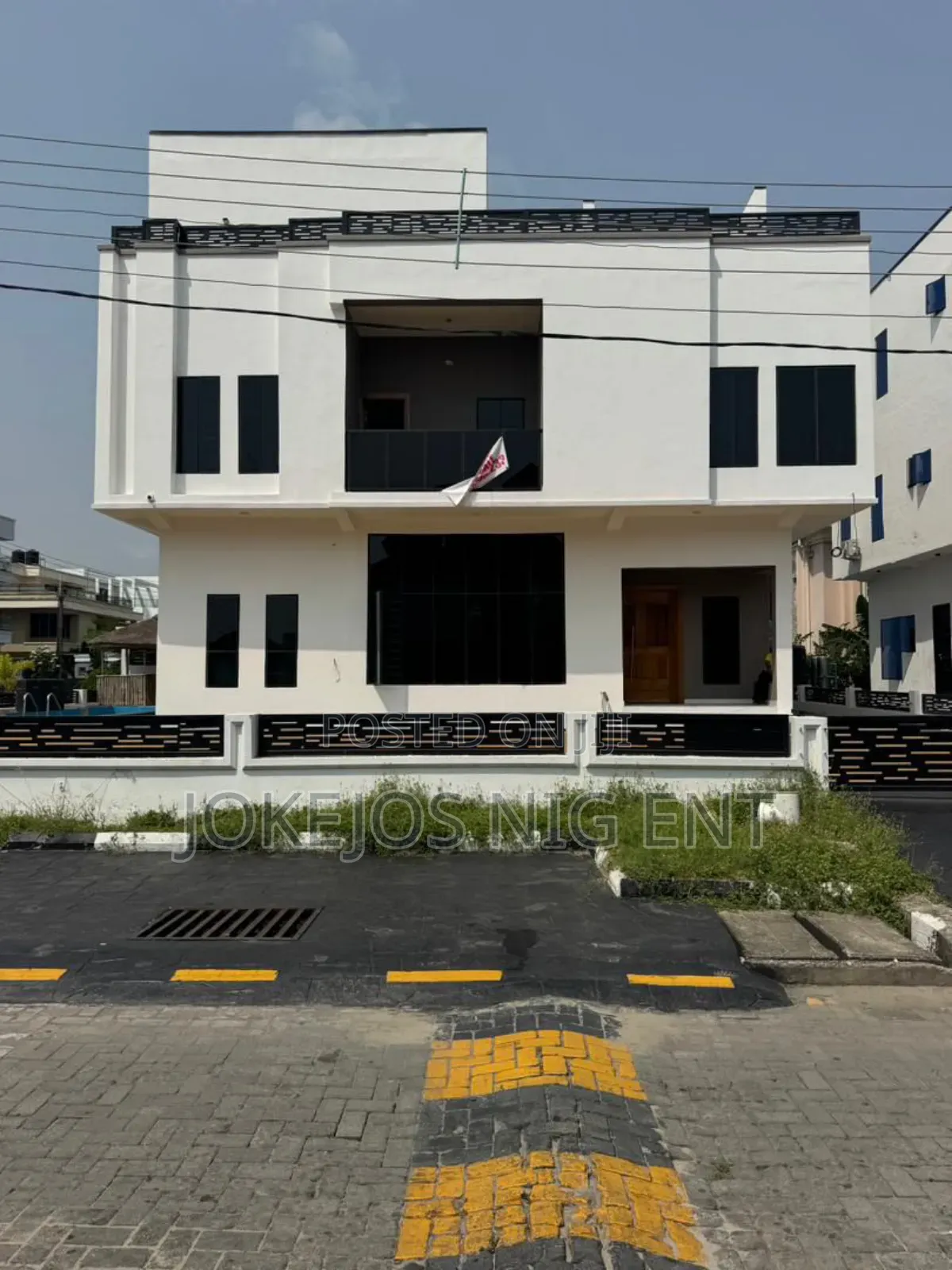 5bdrm Duplex in Osapa London for sale in Osapa london