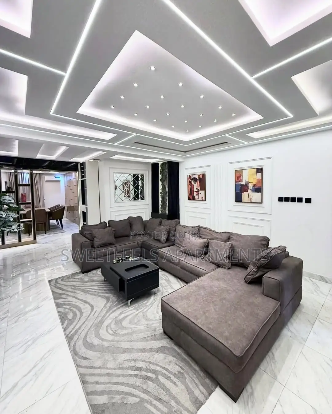 Exquisite 3 Bedroom Apartment Available for Shortlet in Zone 1 / Wuse