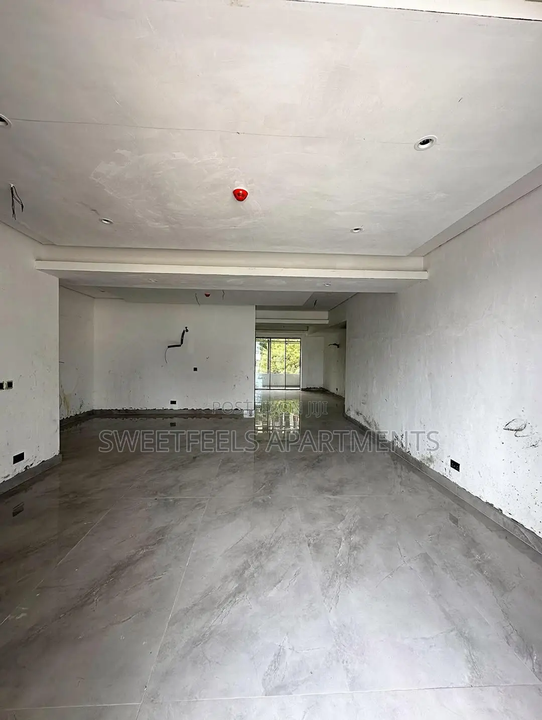 Luxury 3-Bedroom Apartment in 2nd Avenue Extension
