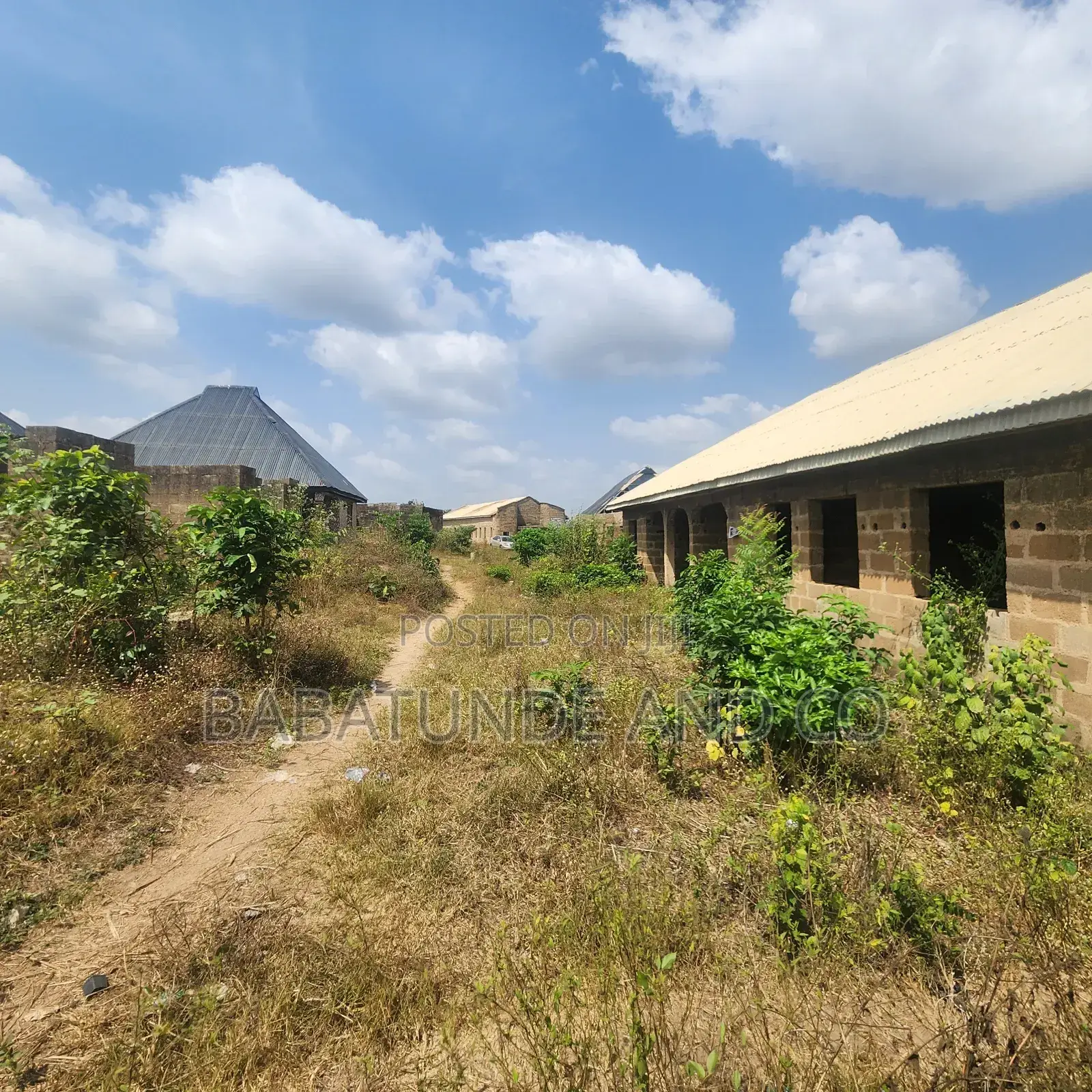2bdrm Block of Flats in Omi Adio for sale in Omi Adio