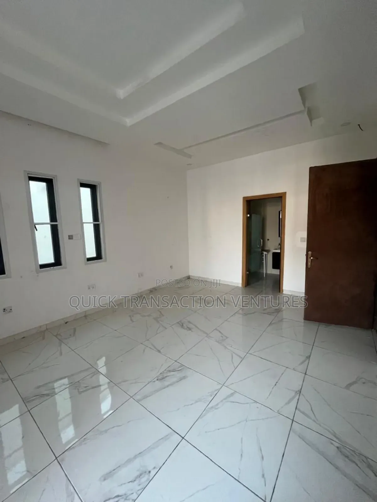 5bdrm Duplex in Pinnock Beach Estate, Osapa london for rent in Osapa london