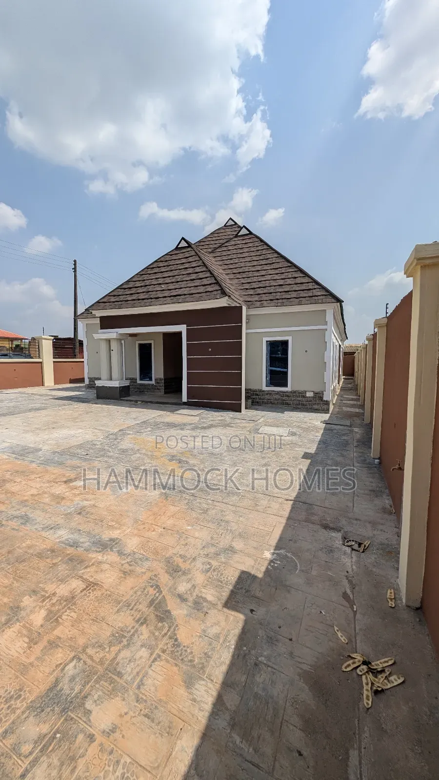 4bdrm Bungalow in Kajorepo, Ojoo for sale in Ojoo