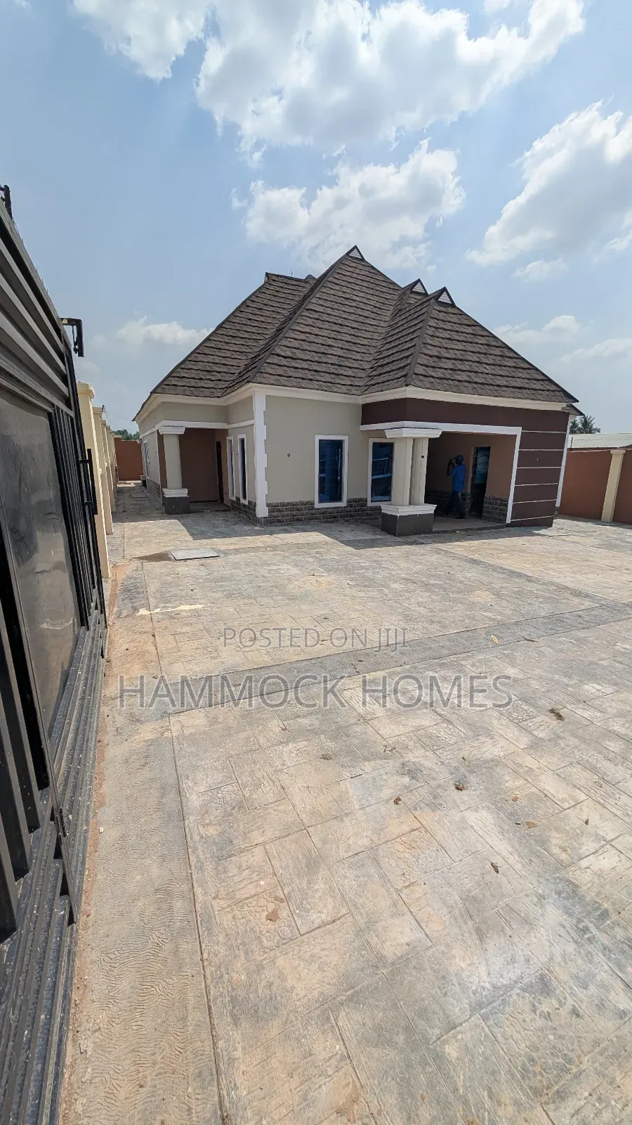 4bdrm Bungalow in Kajorepo, Ojoo for sale in Ojoo
