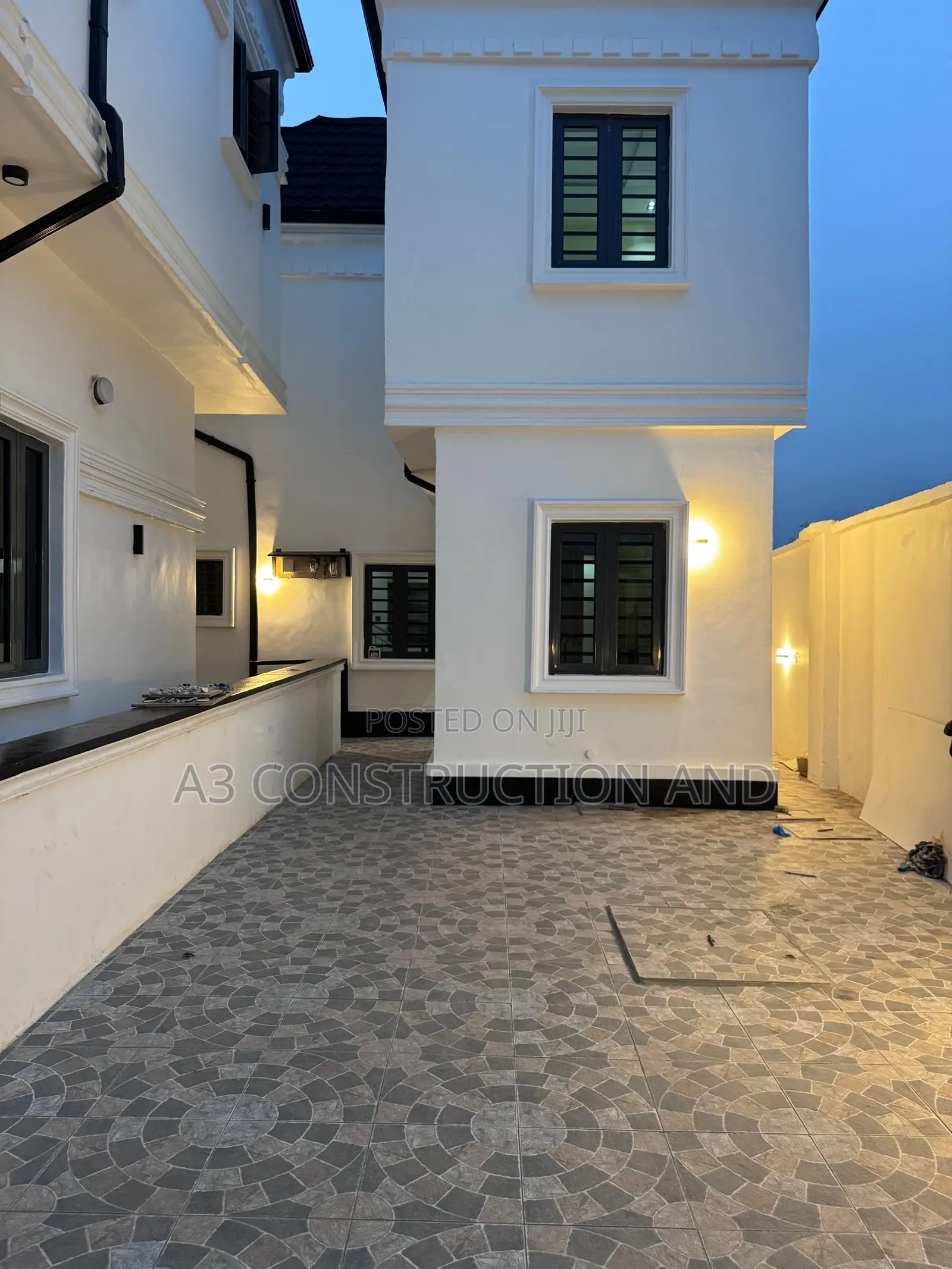3bdrm Duplex in Kolapo Ishola Gra, Akobo for rent in Akobo