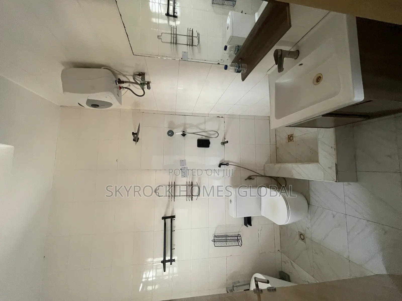 4bdrm Duplex in Ikota for rent in Ikota