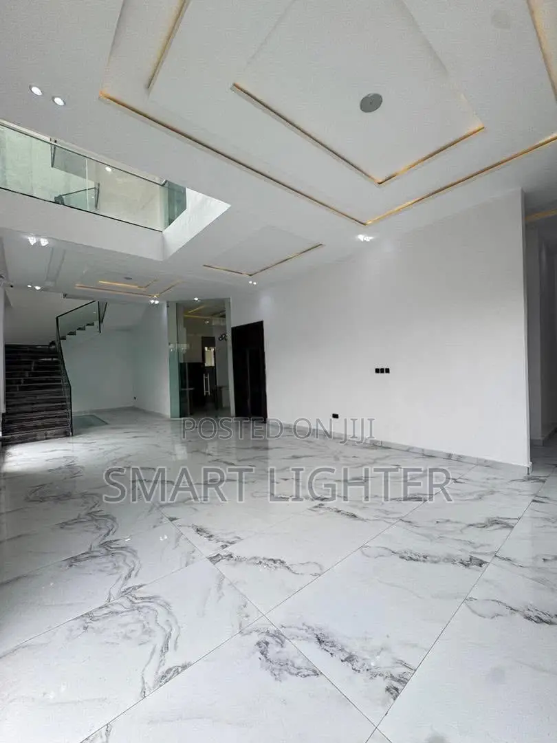 4bdrm Duplex in Apo Resettlement for sale in Apo Resettlement
