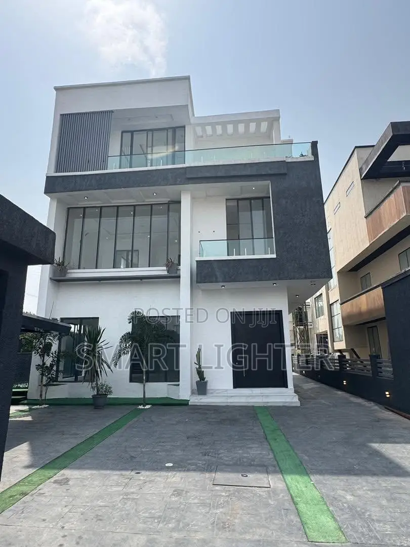 4bdrm Duplex in Apo Resettlement for sale in Apo Resettlement