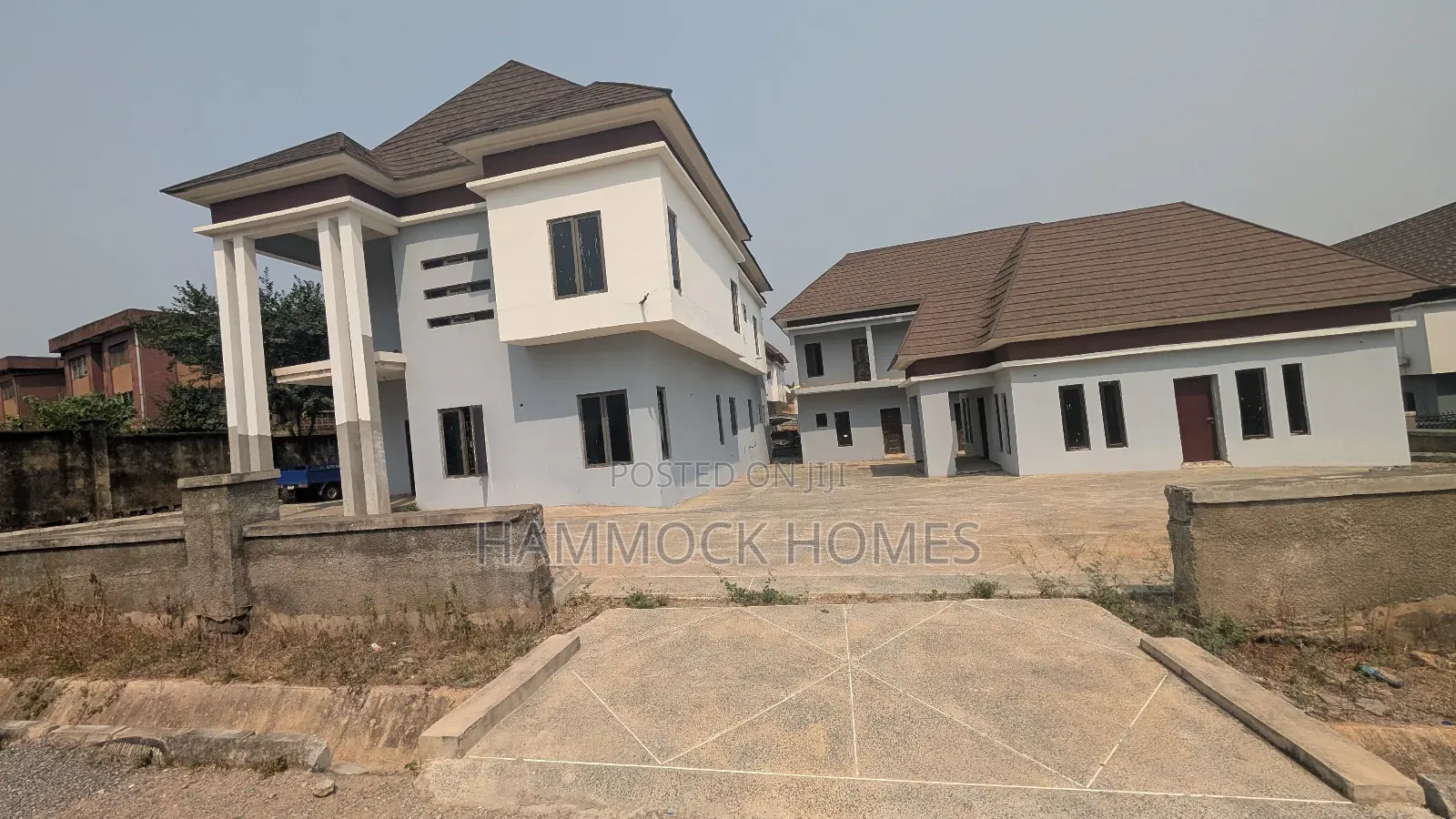 12bdrm Mansion in Tiger Mini Estate, Ojoo for sale in Ojoo