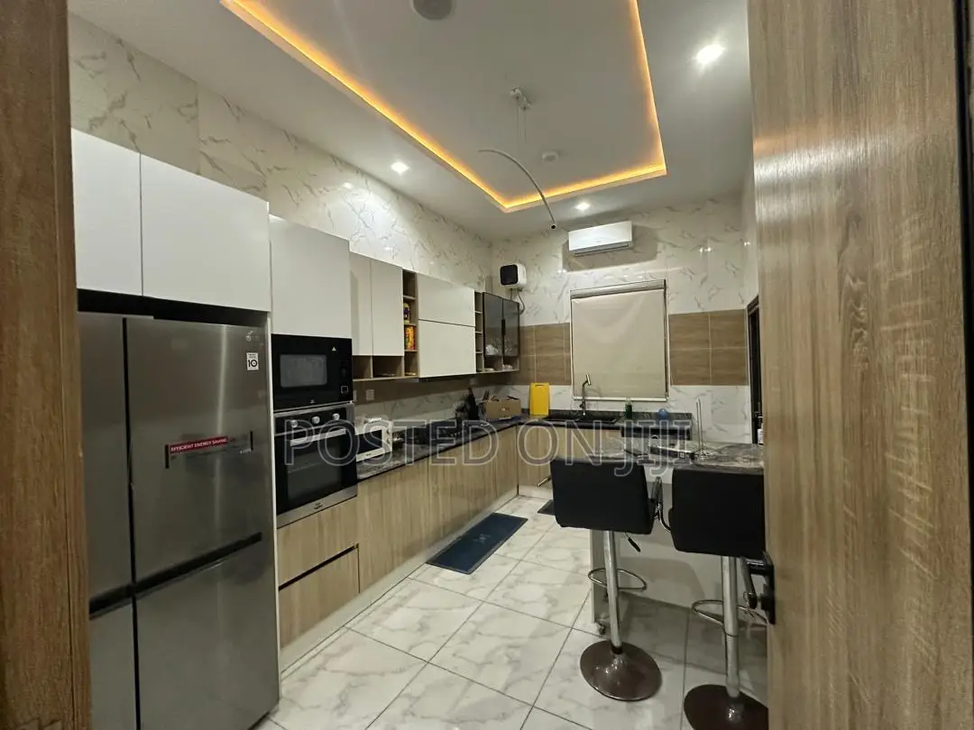 Service Apartment in Lekki Phase 2