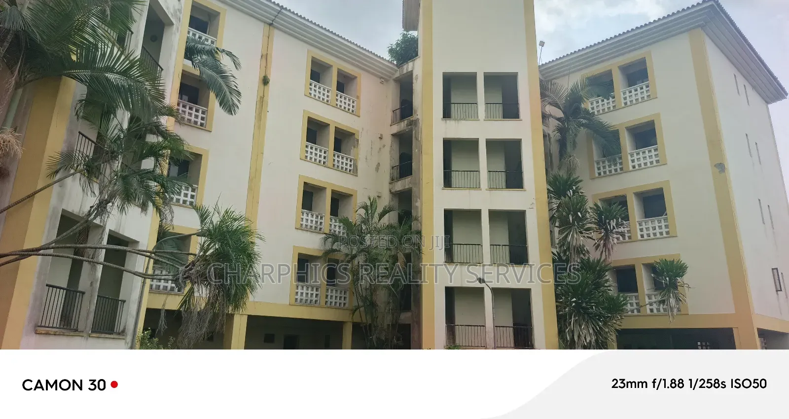 16bdrm Block of Flats in Ikeja GRA for rent in Ikeja GRA