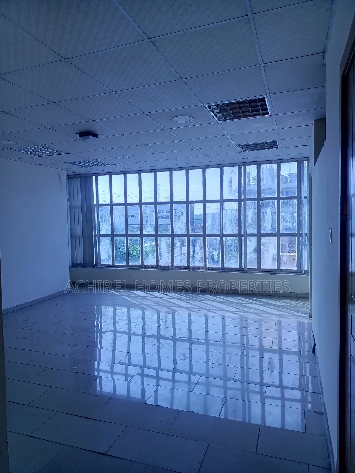 A 250 Square Meter Office Space in Lekki Phase 1 in Ikate