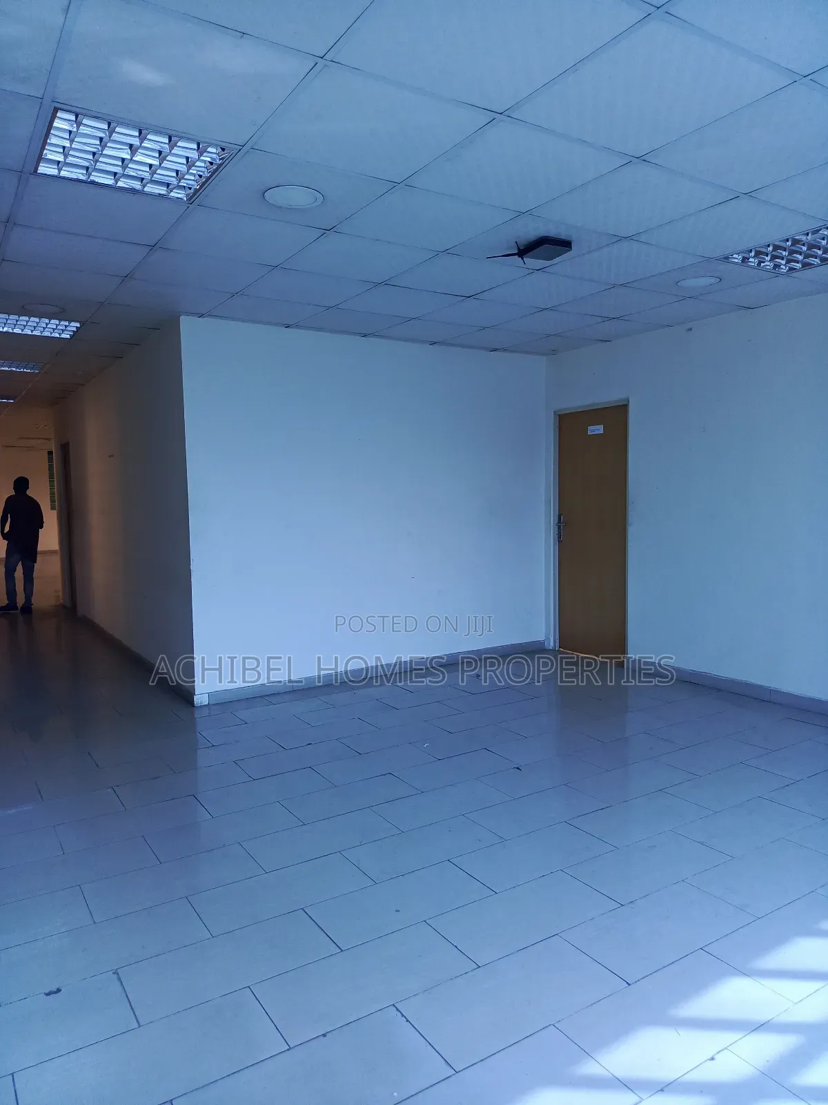 A 250 Square Meter Office Space in Lekki Phase 1 in Ikate