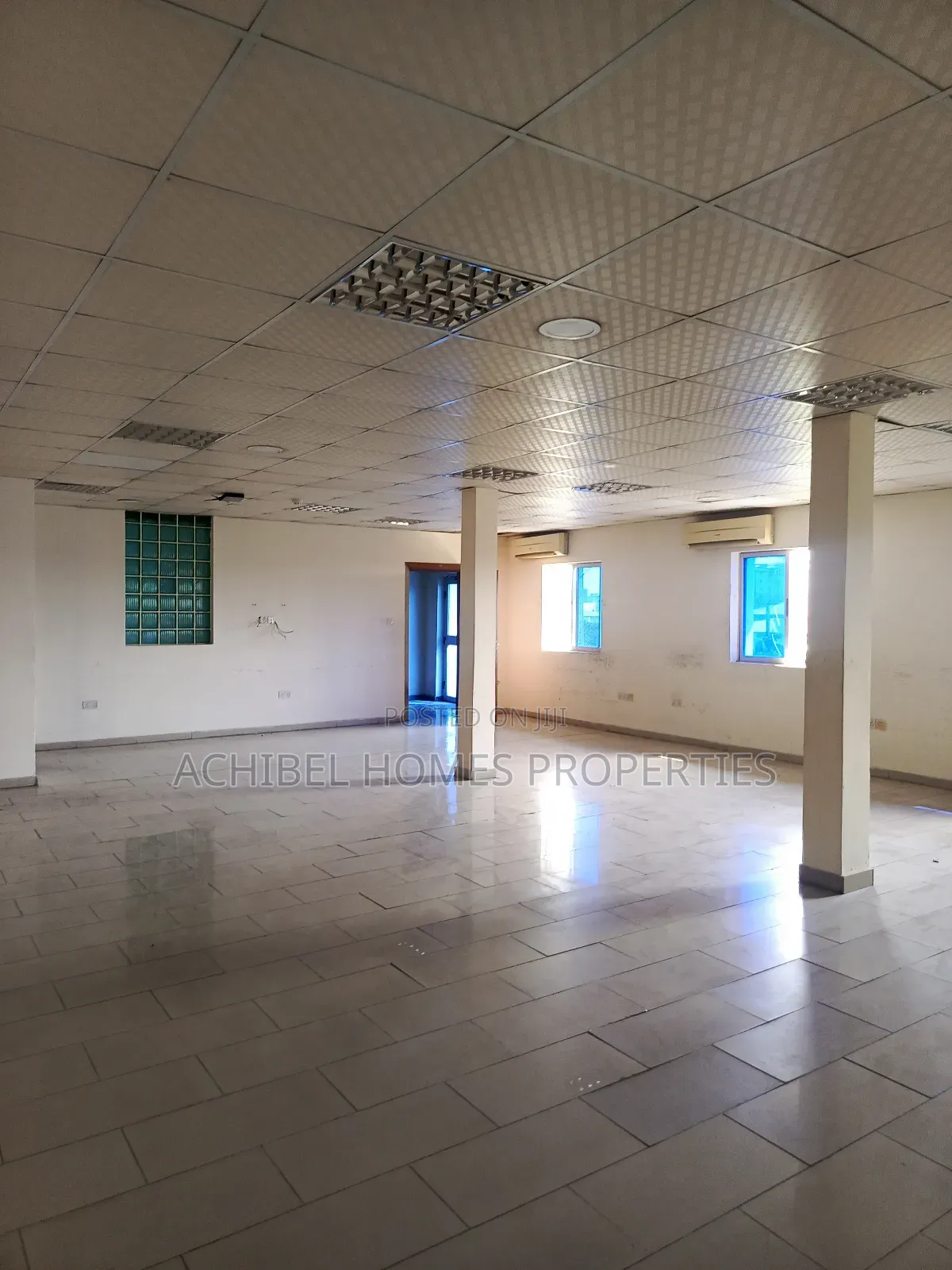 A 250 Square Meter Office Space in Lekki Phase 1 in Ikate