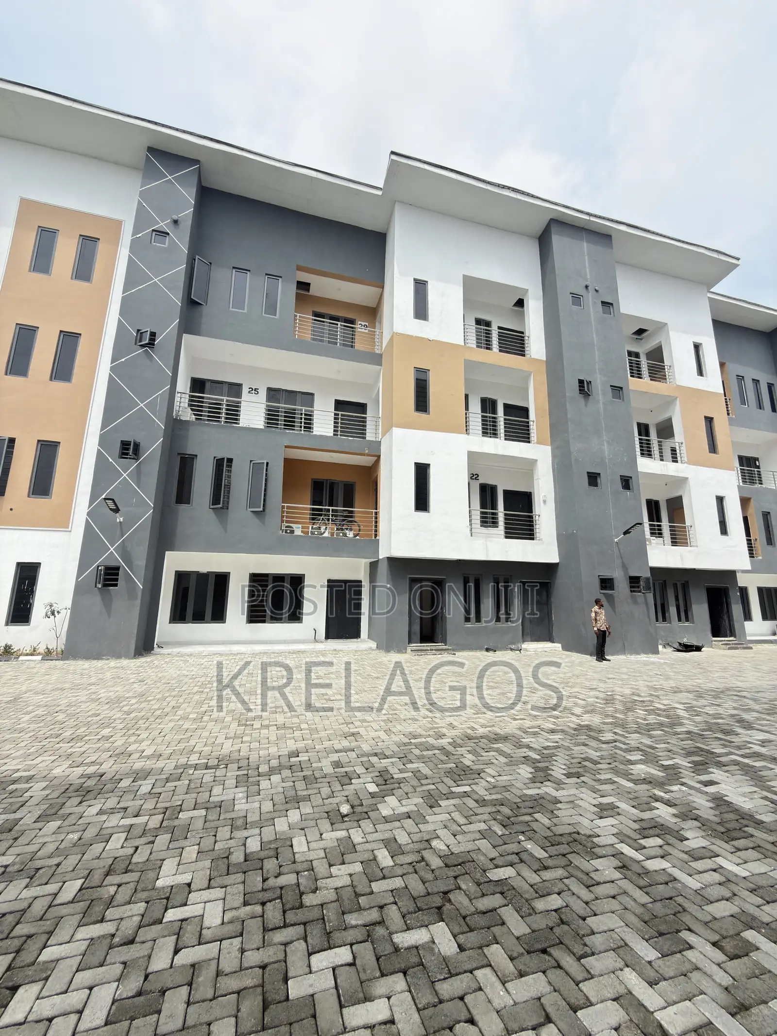2 Bedroom Apartment in Ajiwe