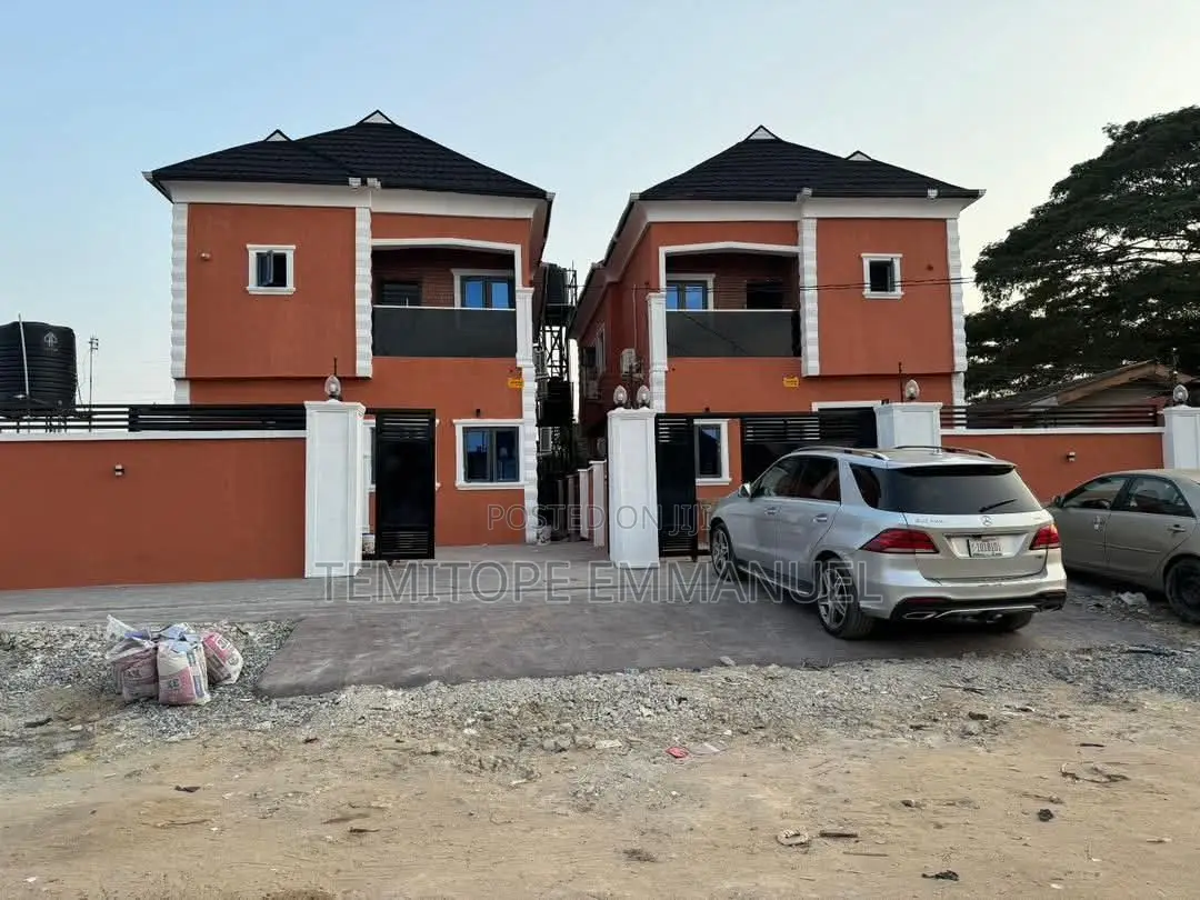Furnished 4bdrm Duplex in Shagari Estate Ipaja, Egbeda for sale in Egbeda