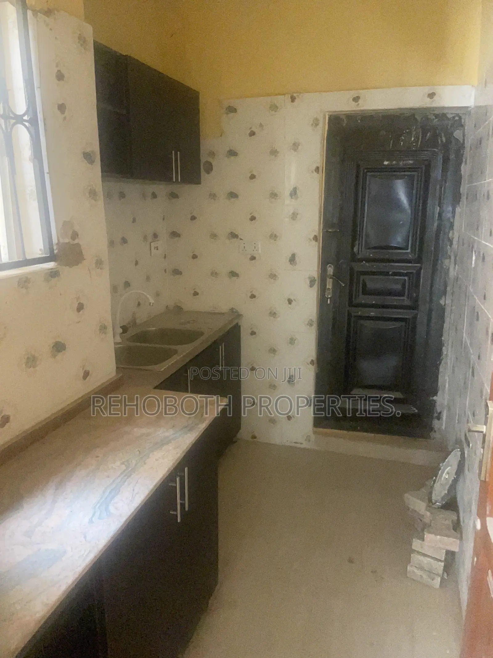 2bdrm Bungalow in Adeosun, Oluyole Estate for rent in Oluyole Estate