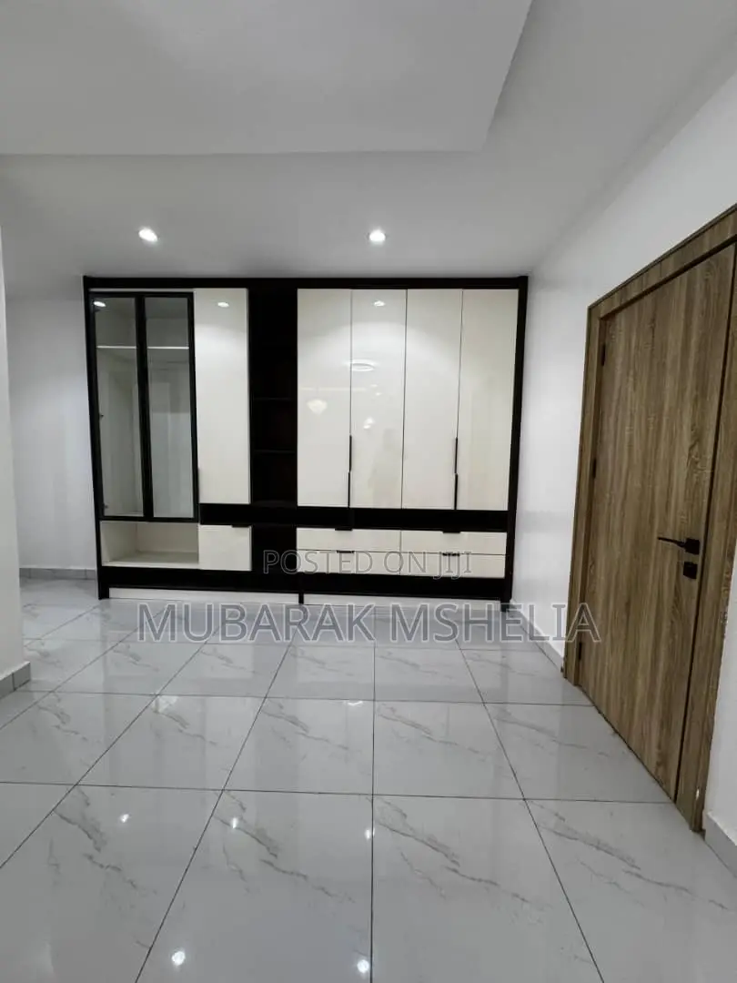 5bdrm Duplex in Katampe Extension for sale in Katampe Extension