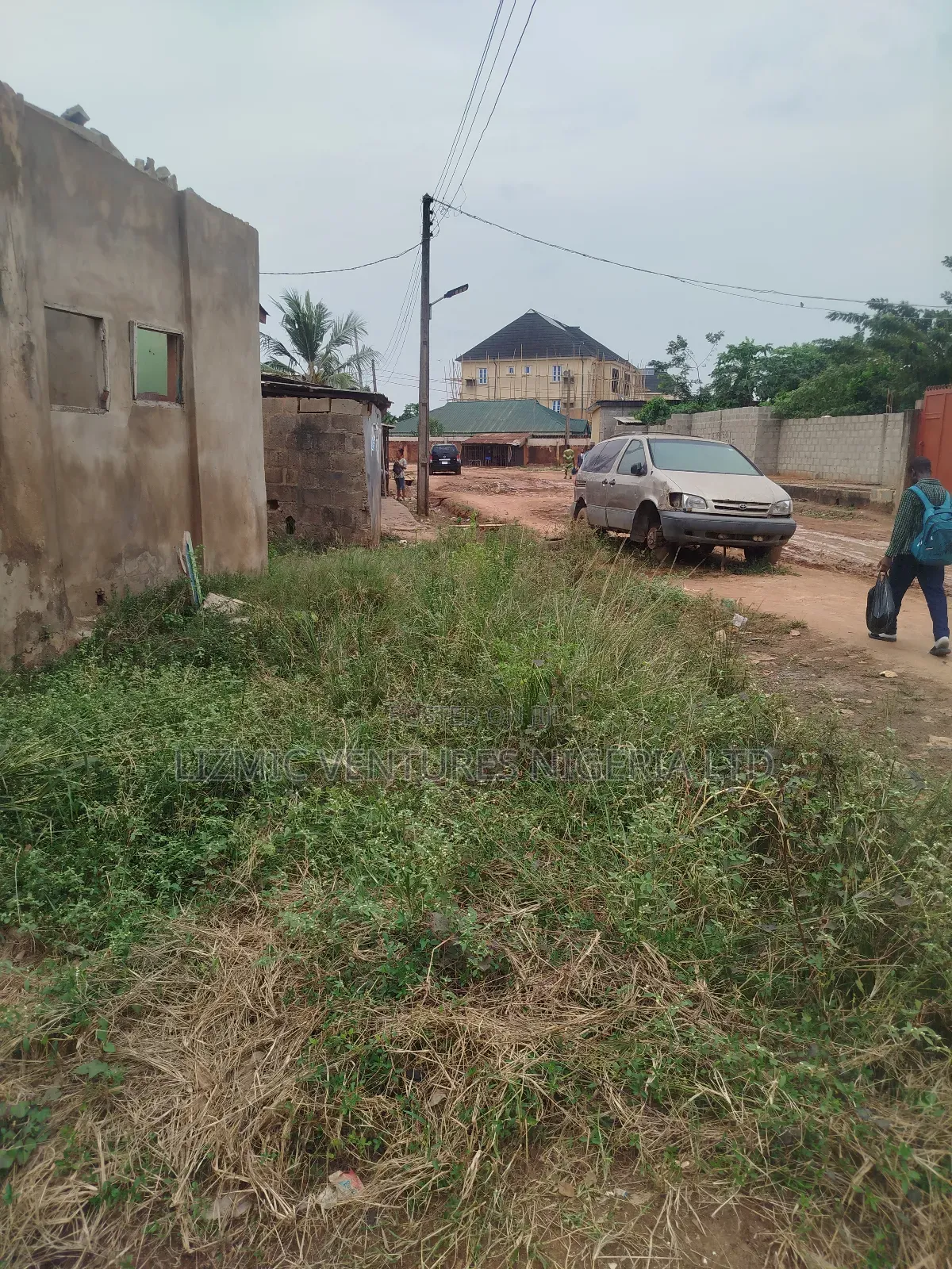 2bdrm Bungalow in Arowojobe, Igando / Ikotun/Igando for sale in Igando / Ikotun/Igando
