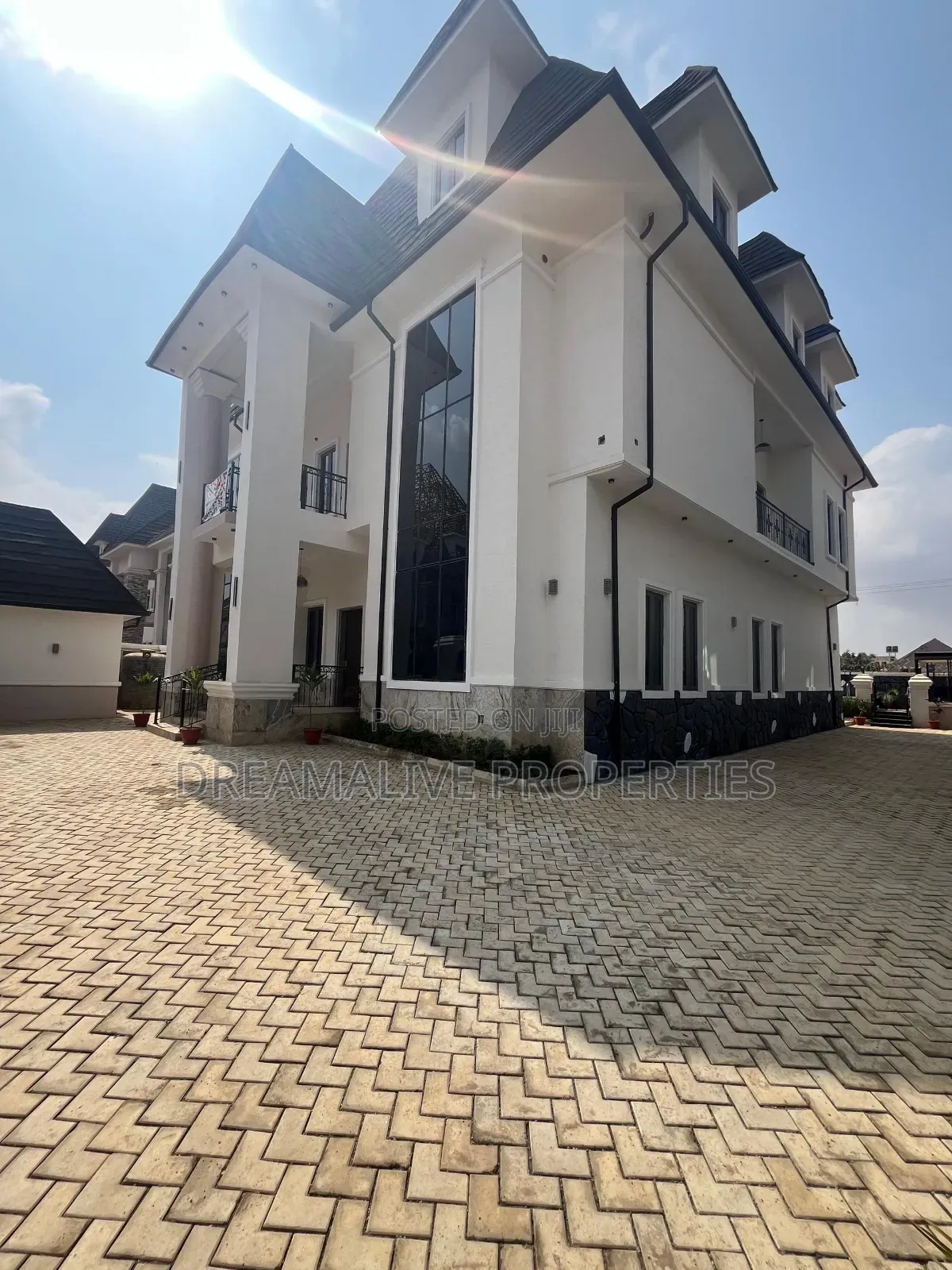 6bdrm Duplex in Efab Metropolis, Gwarinpa for sale in Gwarinpa