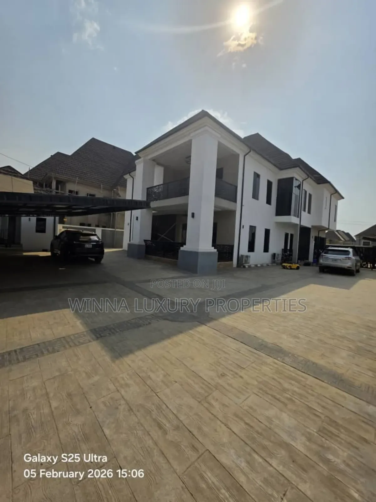 5bdrm Mansion in Light House, Lugbe District for sale in Lugbe District