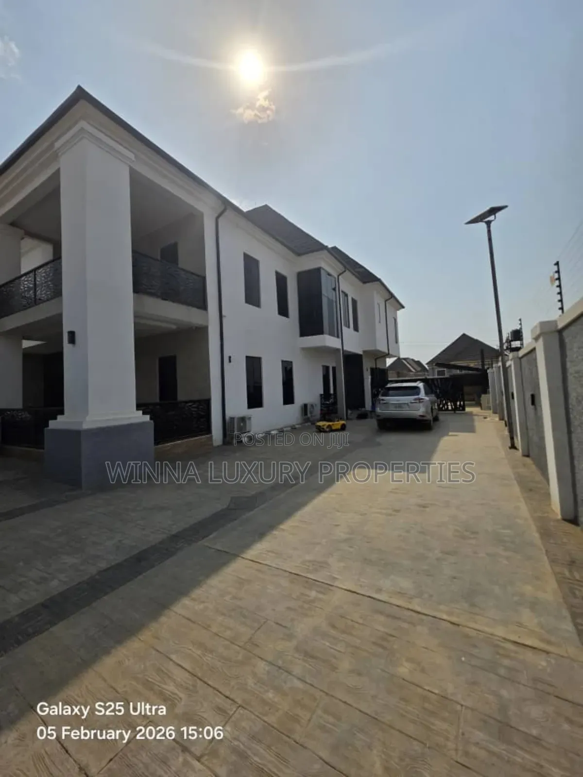 5bdrm Mansion in Light House, Lugbe District for sale in Lugbe District